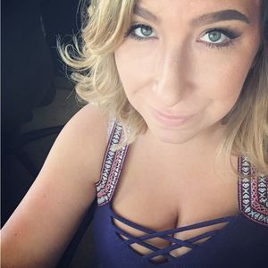 Meet your Posher, Christina